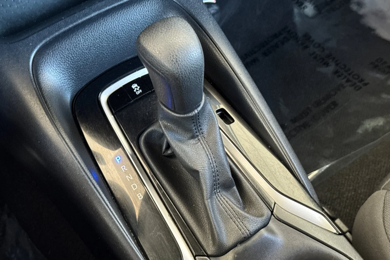 Used 2023 Underground Toyota LE image 19