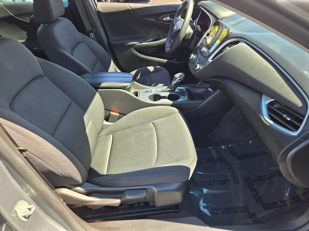 Used 2024 Sterling Gray Metallic Chevrolet 1LT image 15
