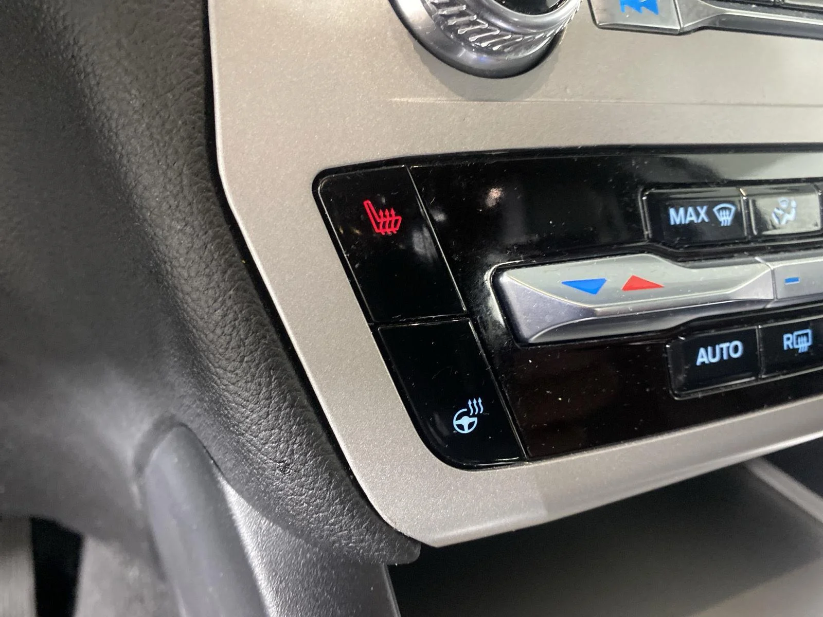 Used 2023 Carbonized Gray Ford XLT image 23