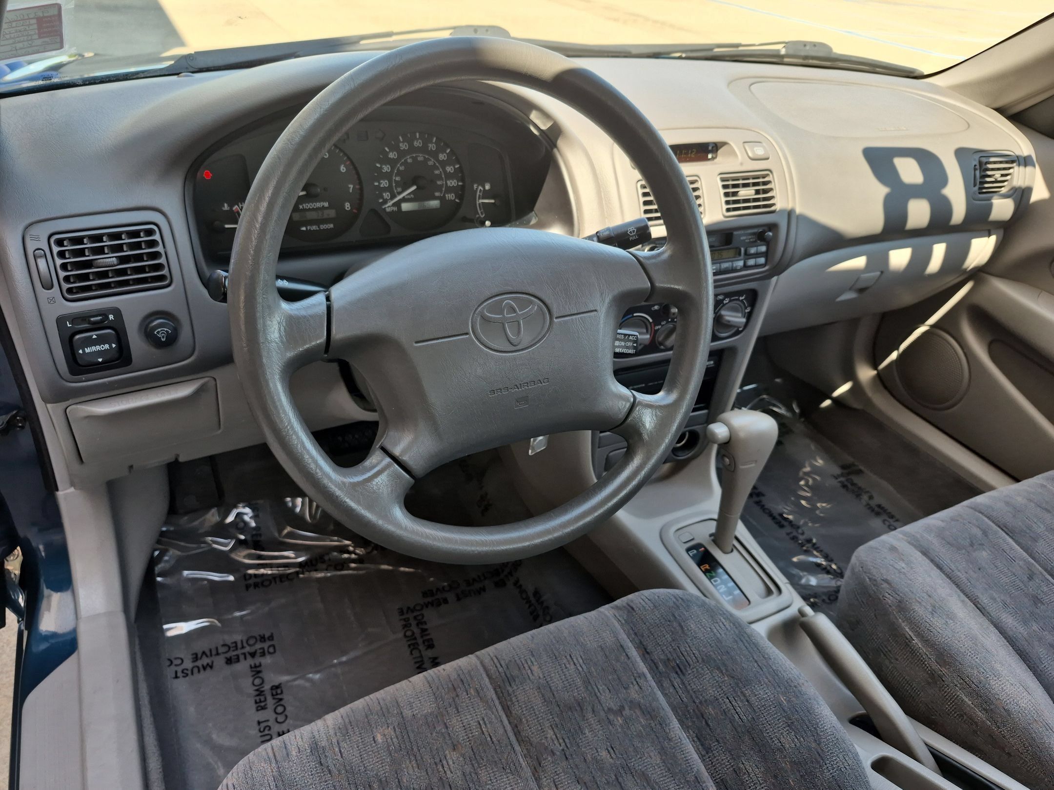 Used 1998 Brilliant Blue Pearl Toyota LE image 10