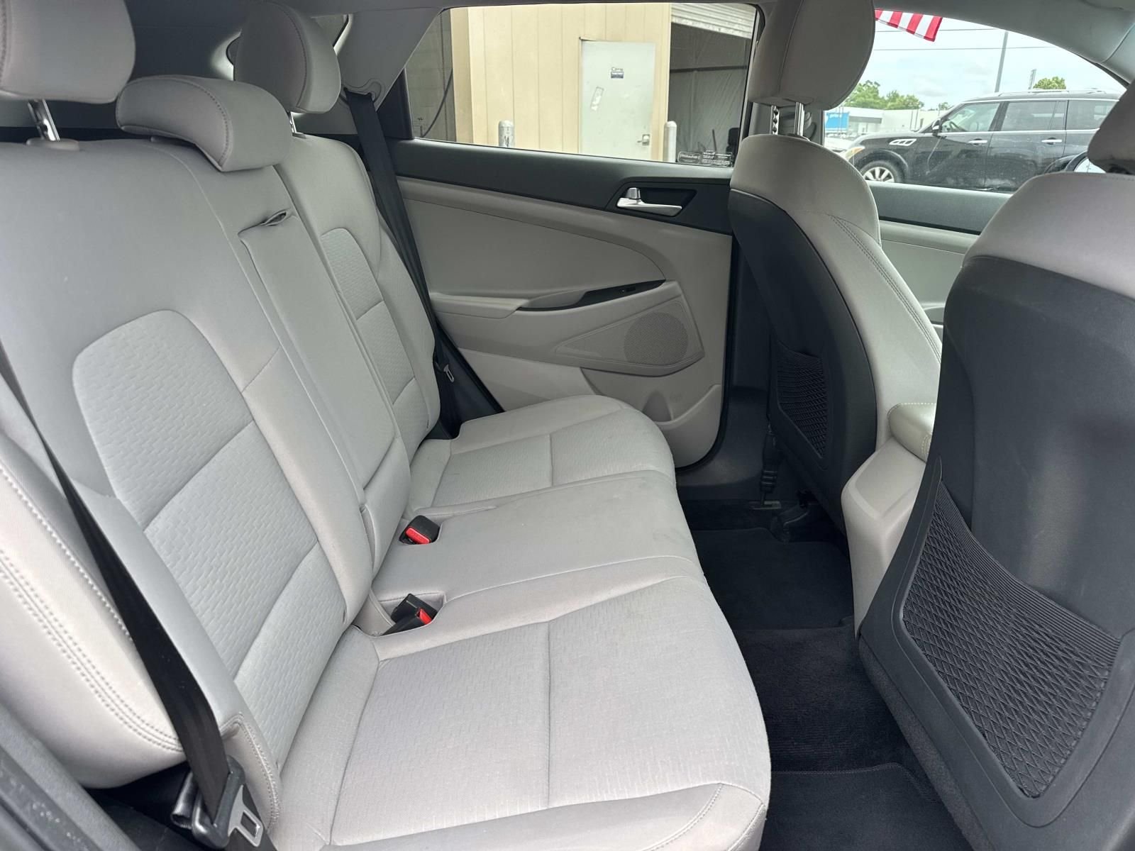 Used 2021 Silver Hyundai Value image 11