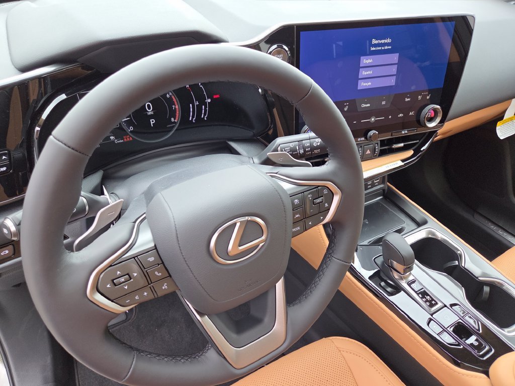 New 2026 Nori Green Pearl Lexus PREMIUM image 33