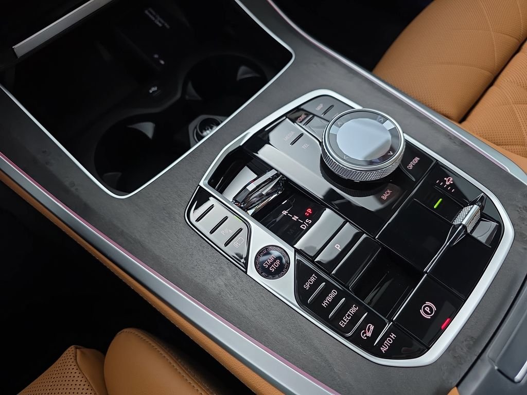 New 2026 Brooklyn Grey Metallic BMW xDrive50e image 25