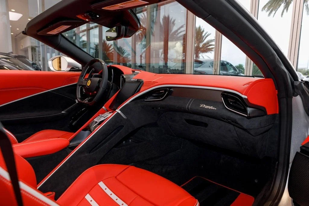 Used 2024 Sanusilver Ferrari Spider image 42