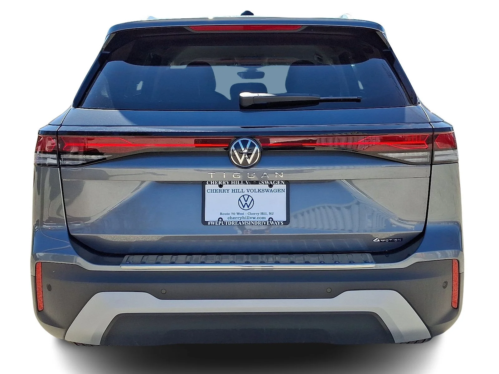 New 2026 Platinum Gray Metallic Volkswagen S image 5