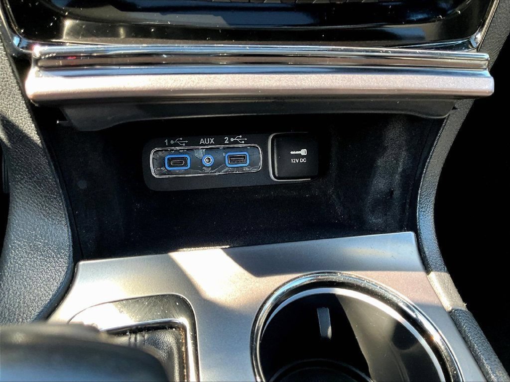 Used 2020 Red Jeep Limited X image 18