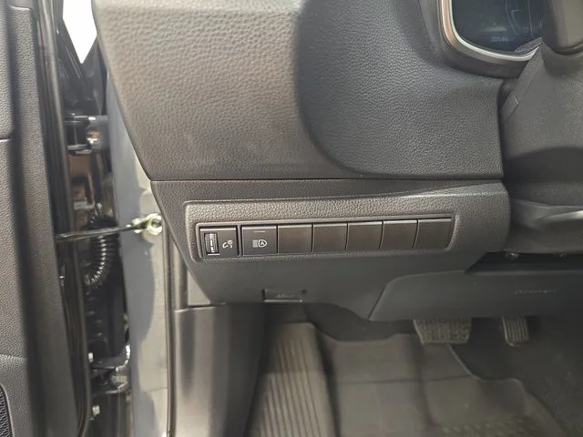 Used 2025 UNDERGROUND Toyota XSE image 32