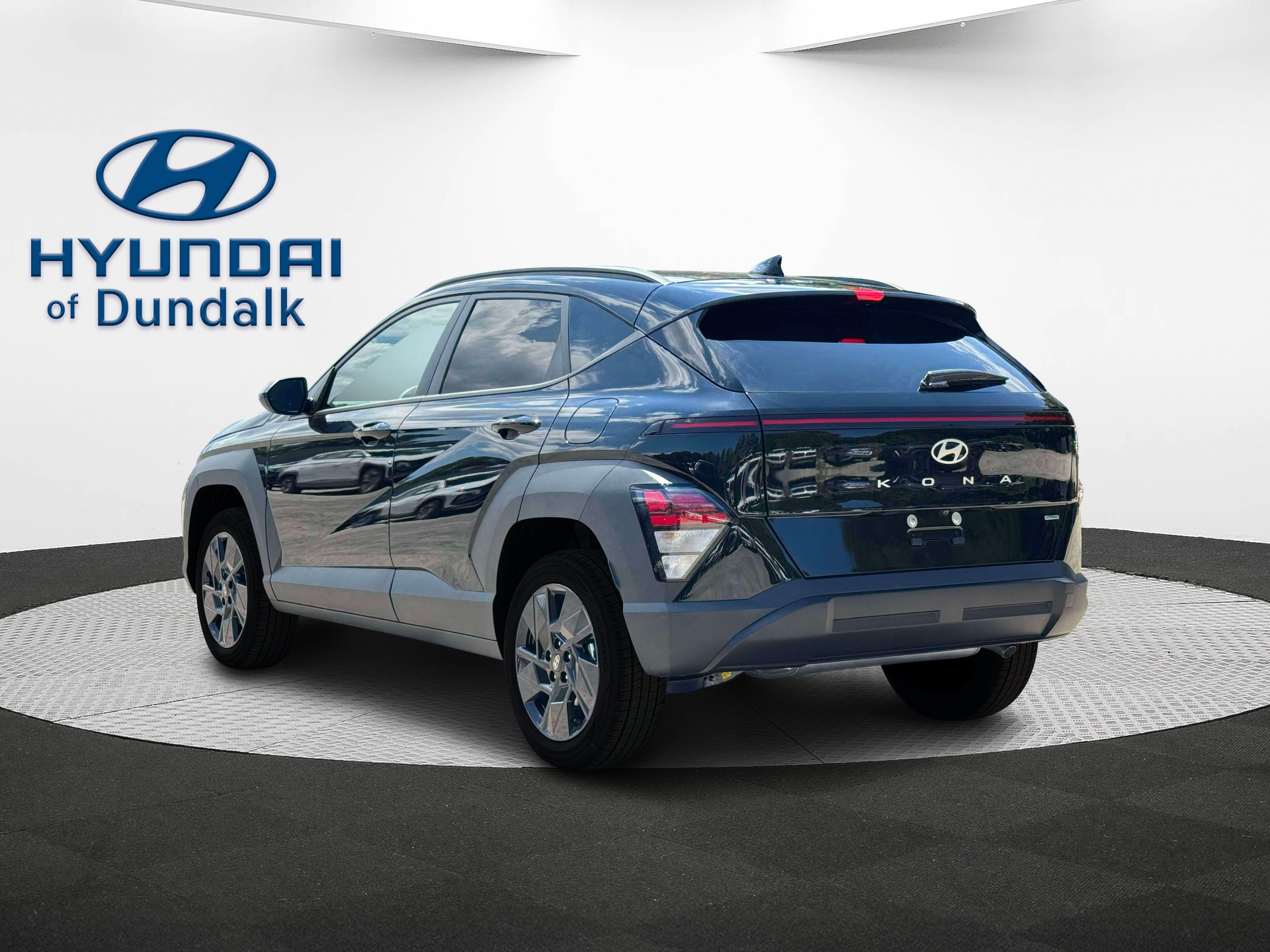 New 2027 Black Hyundai SEL Sport AWD image 17