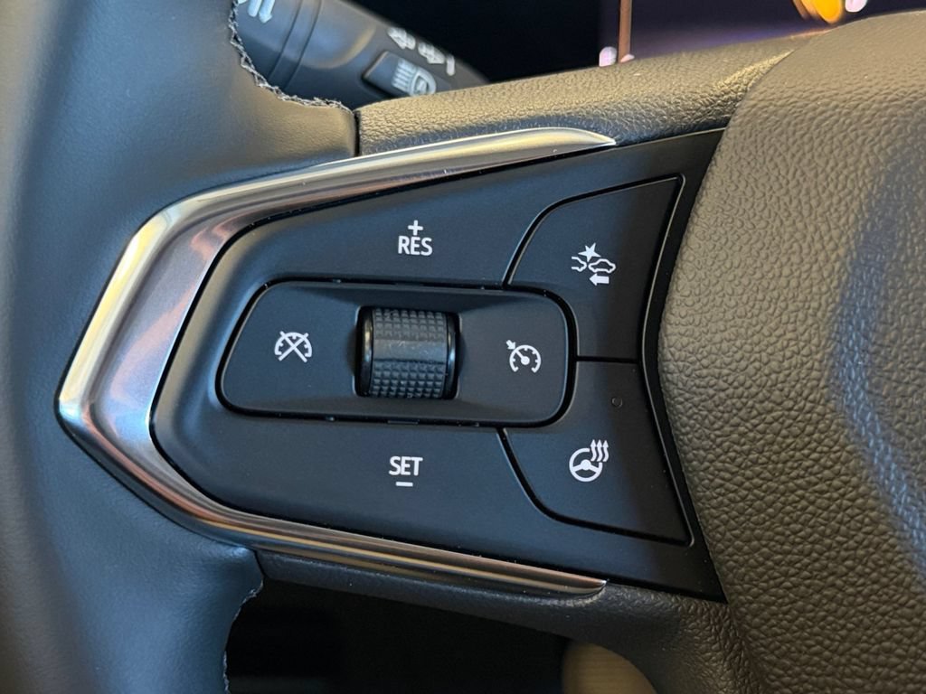 New 2026 Mosaic Black Metallic Chevrolet LT image 29