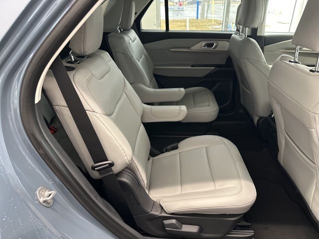 New 2026 Vapor Blue Metallic Ford Active image 42