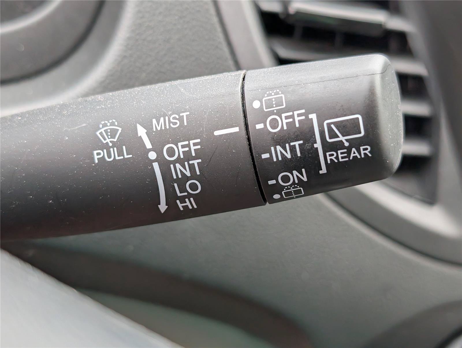 Used 2013 Silver Honda LX image 24