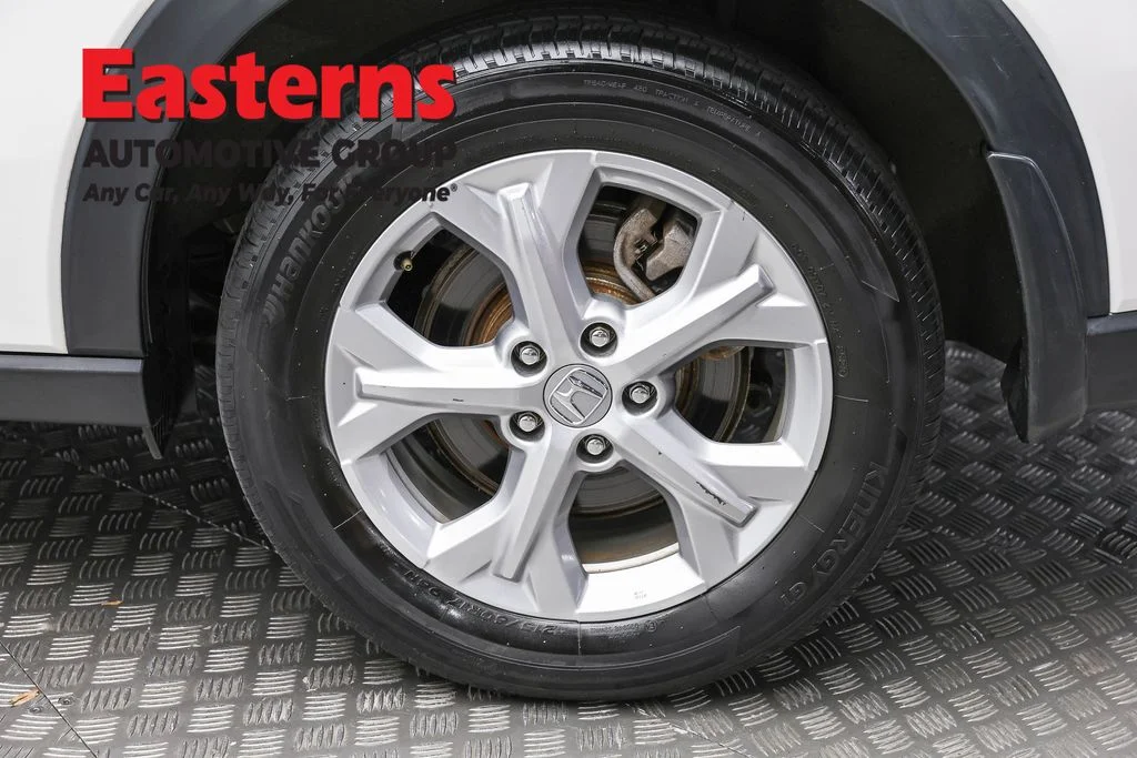 Used 2024 White Honda LX image 8