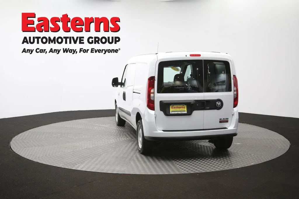 Used 2022 White Ram Base image 63