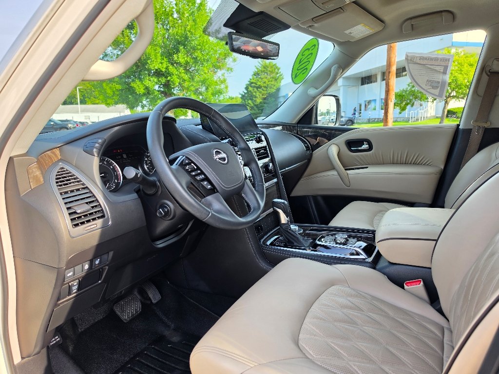 Used 2023 Aspen White TriCoat Nissan Platinum image 38