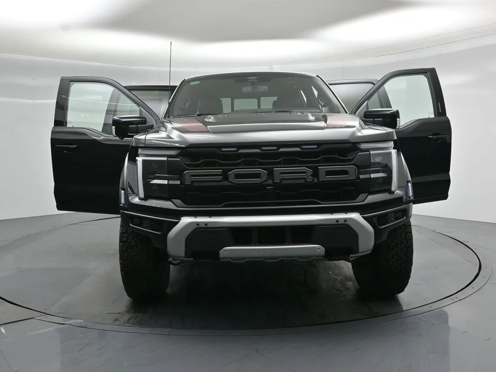 New 2026 Agate Black Metallic Ford Raptor image 32