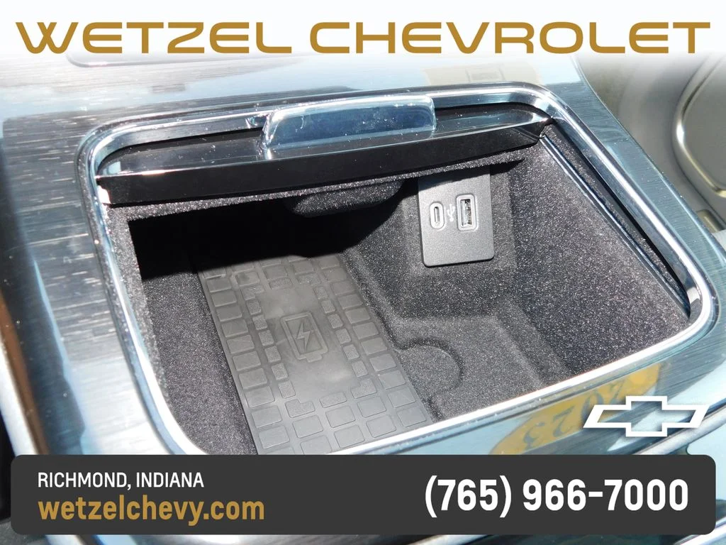 Used 2023 Silver Lincoln Reserve image 39