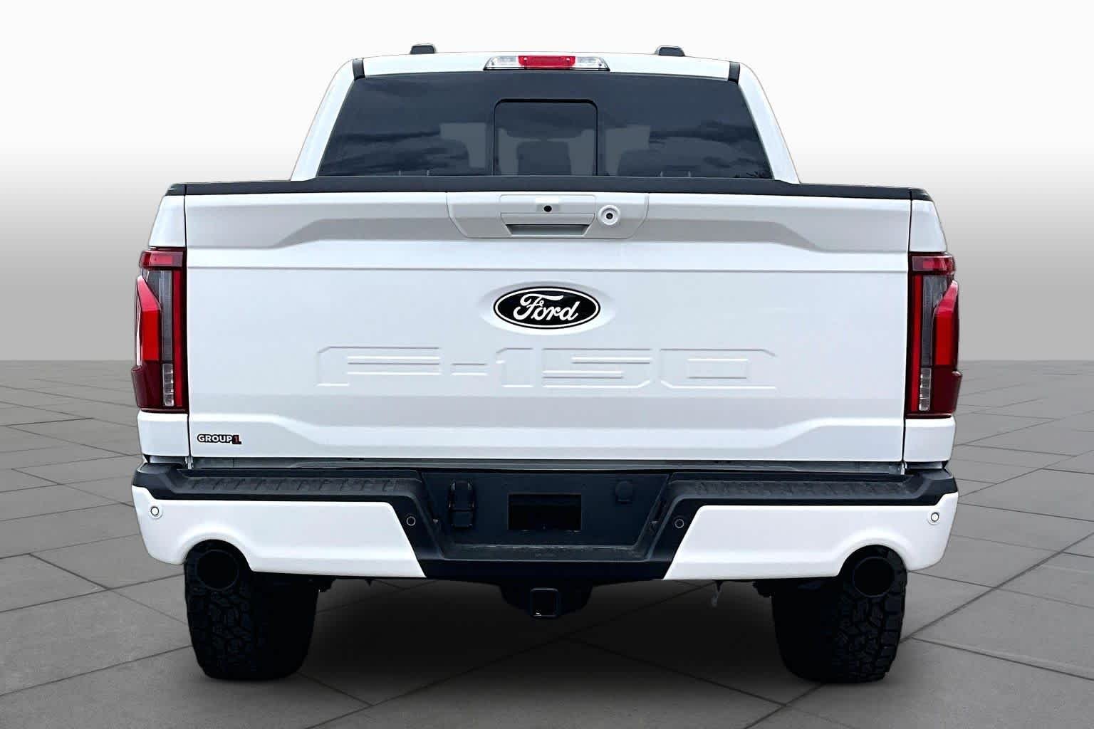 Used 2025 Star White Metallic Tri-Coat Ford LARIAT image 5