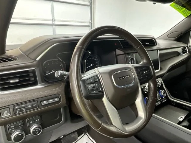 Used 2021 Black GMC Denali image 17
