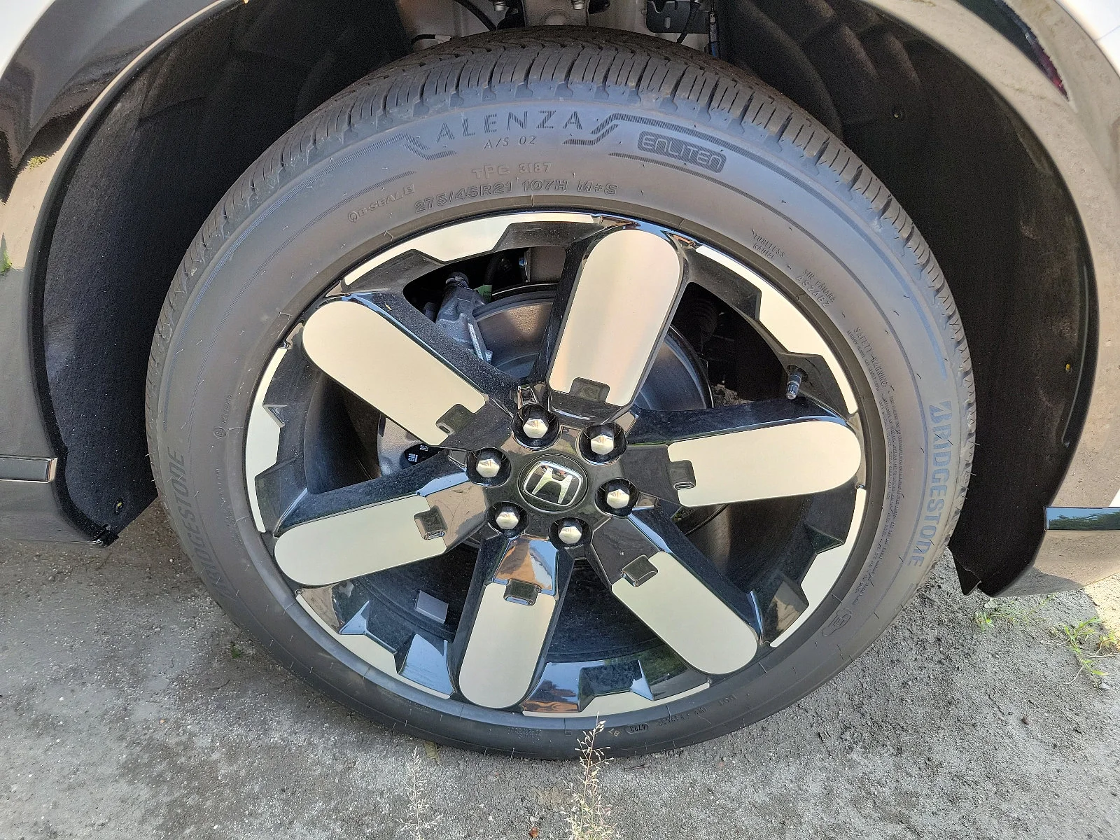 New 2024 Snowfall Pearl Honda Elite image 4