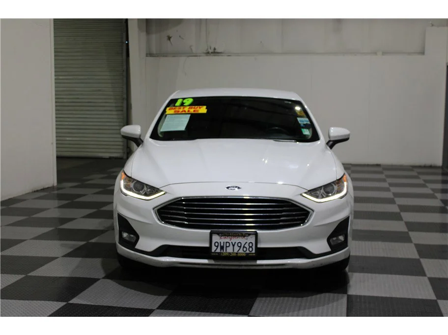 Used 2019 White Ford SE image 2