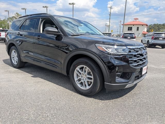 New 2026 Agate Black Metallic Ford Active image 2