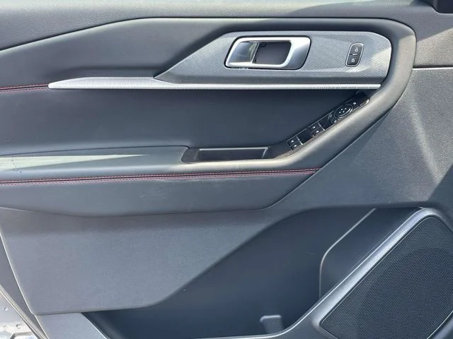 New 2026 Carbonized Gray Metallic Ford ST-Line image 11