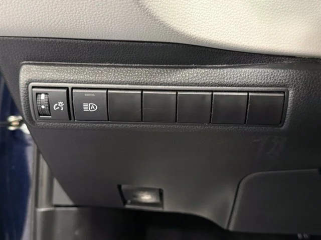 Used 2024  Toyota LE image 30
