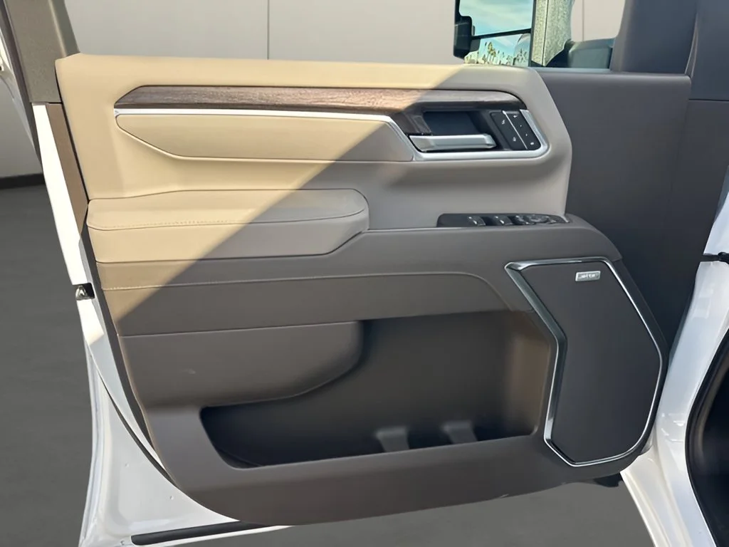 New 2026 Summit White Chevrolet LTZ image 10