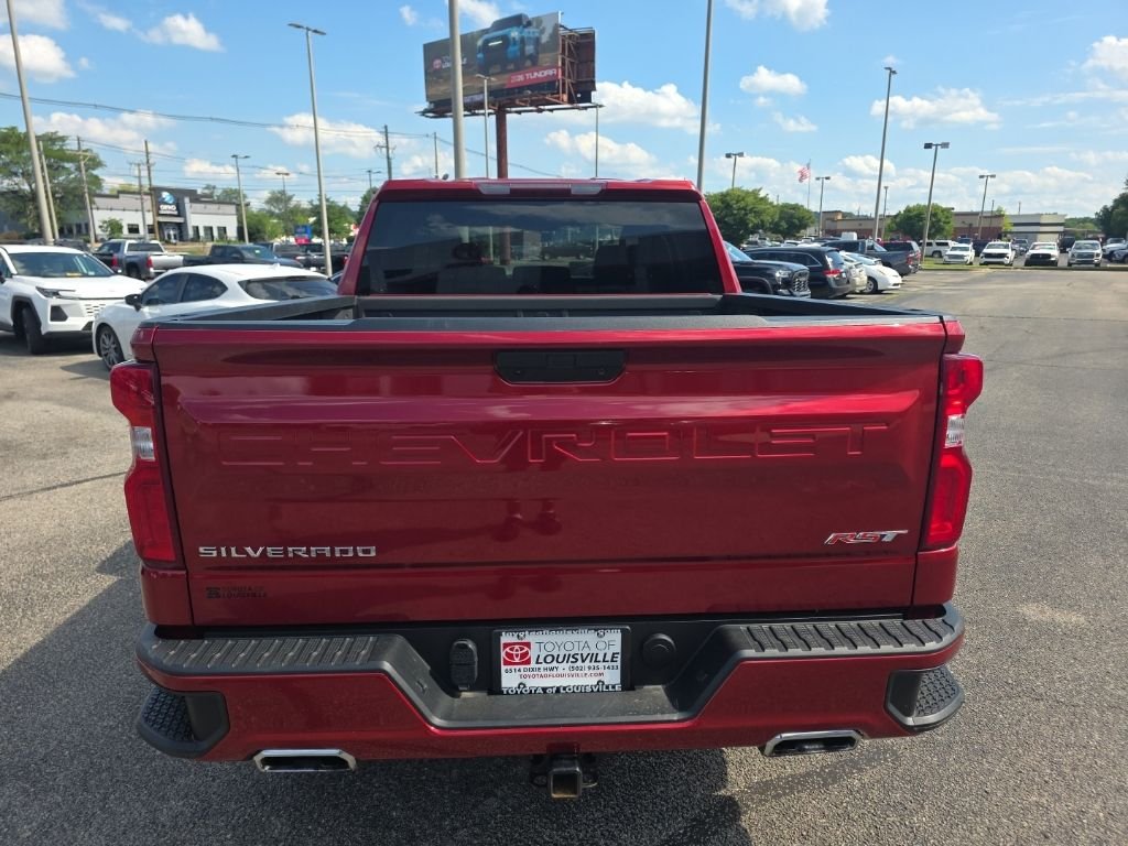 Used 2022 Red Chevrolet RST image 5
