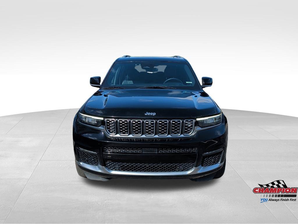Used 2023 Black Jeep Summit image 11
