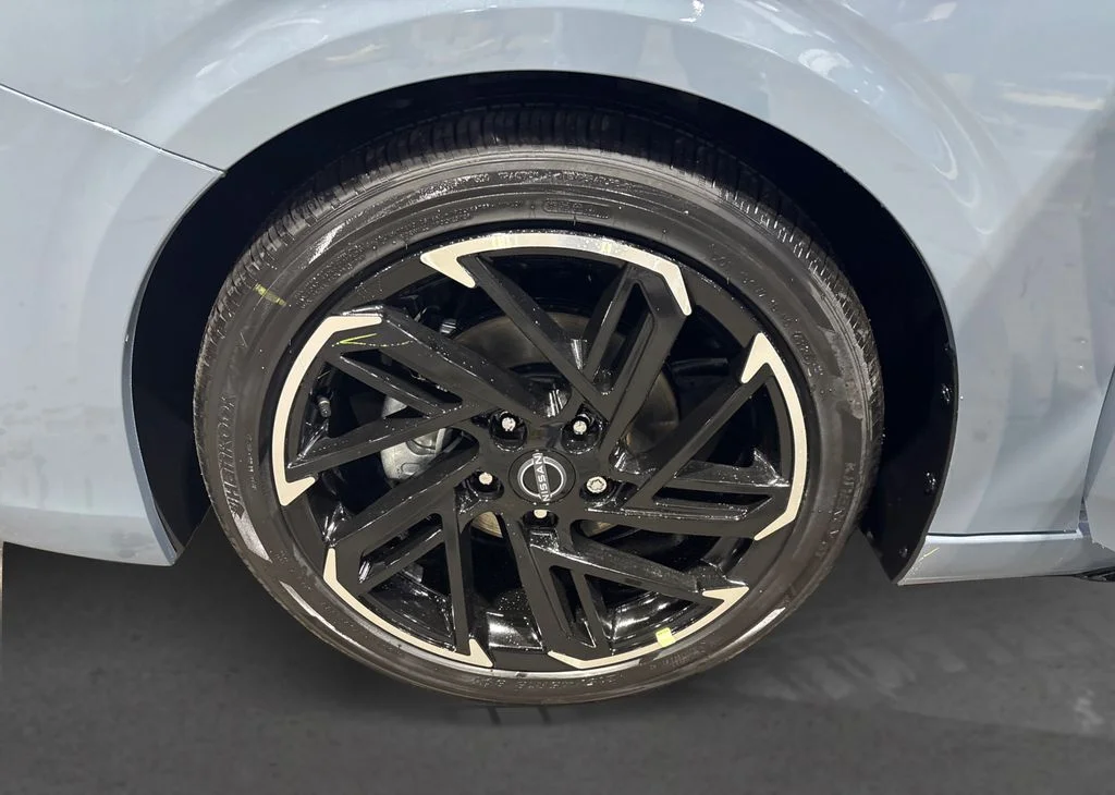 New 2026 Gray Nissan SR image 11