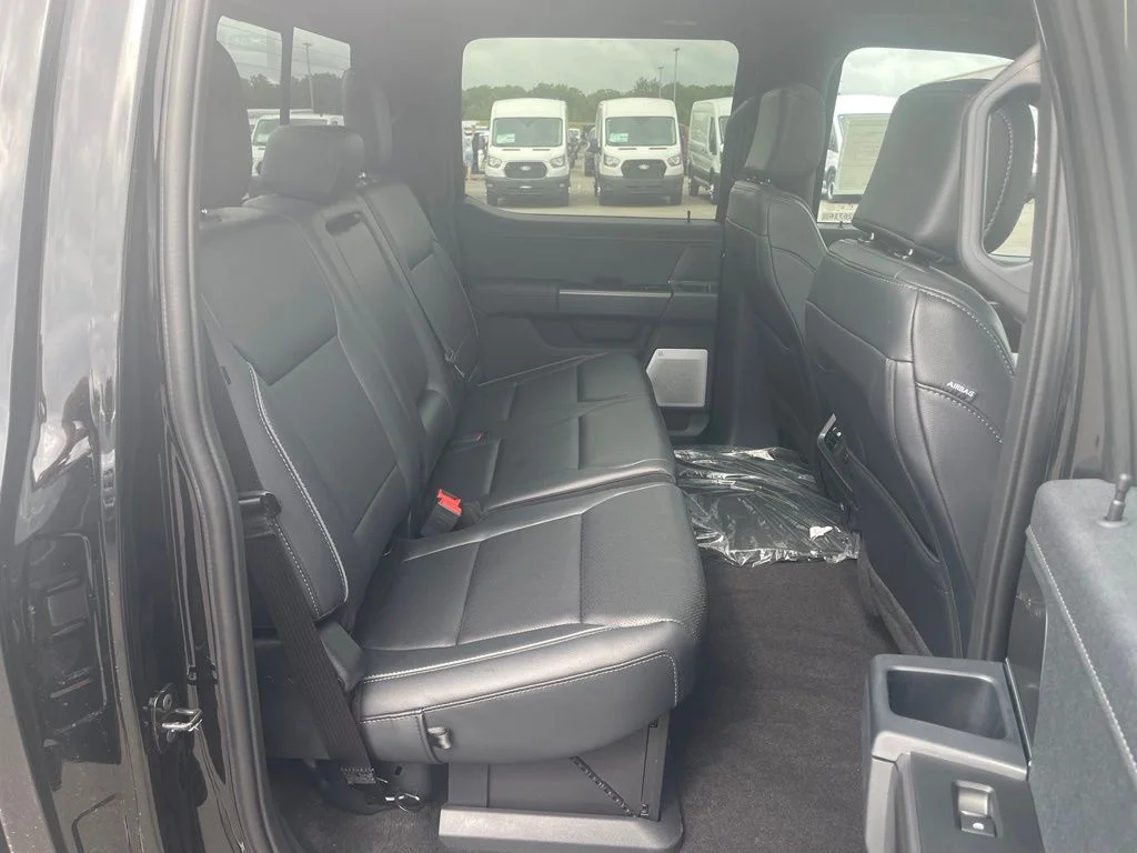 New 2026 Agate Black Metallic Ford Lariat® image 35