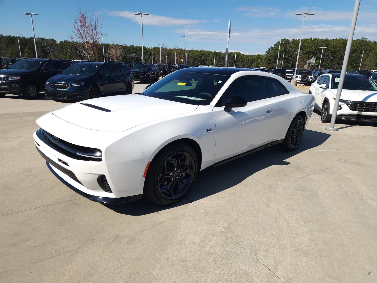 New 2026 White Knuckle Exterior Paint Dodge R/T image 3