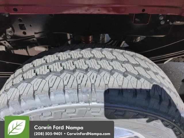 New 2026 Ruby Red Metallic Tinted Clearcoat Ford Lariat image 32
