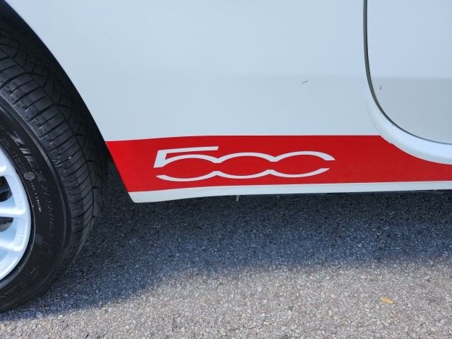 Used 2015 White FIAT Pop image 15