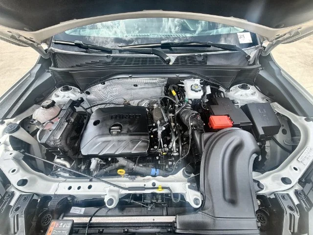 Certified Used 2025 Summit White Chevrolet LT image 28