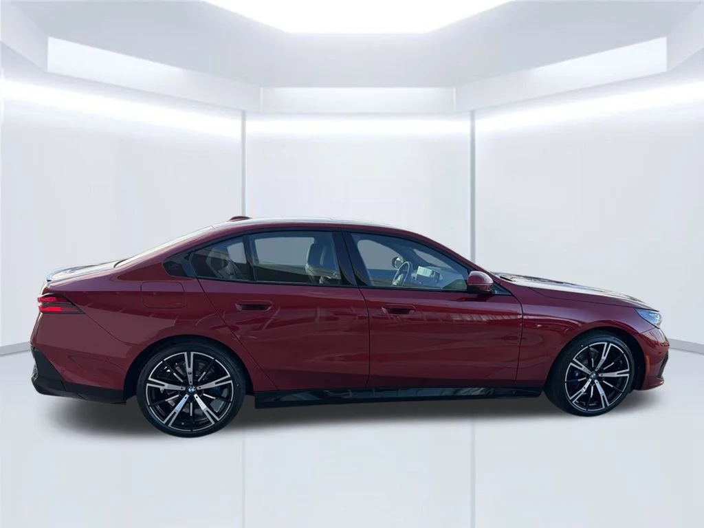 2026 BMW 5 Series 530i - Photo 7