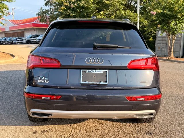 Used 2019 Moonlight Blue Audi 2.0T Premium image 4