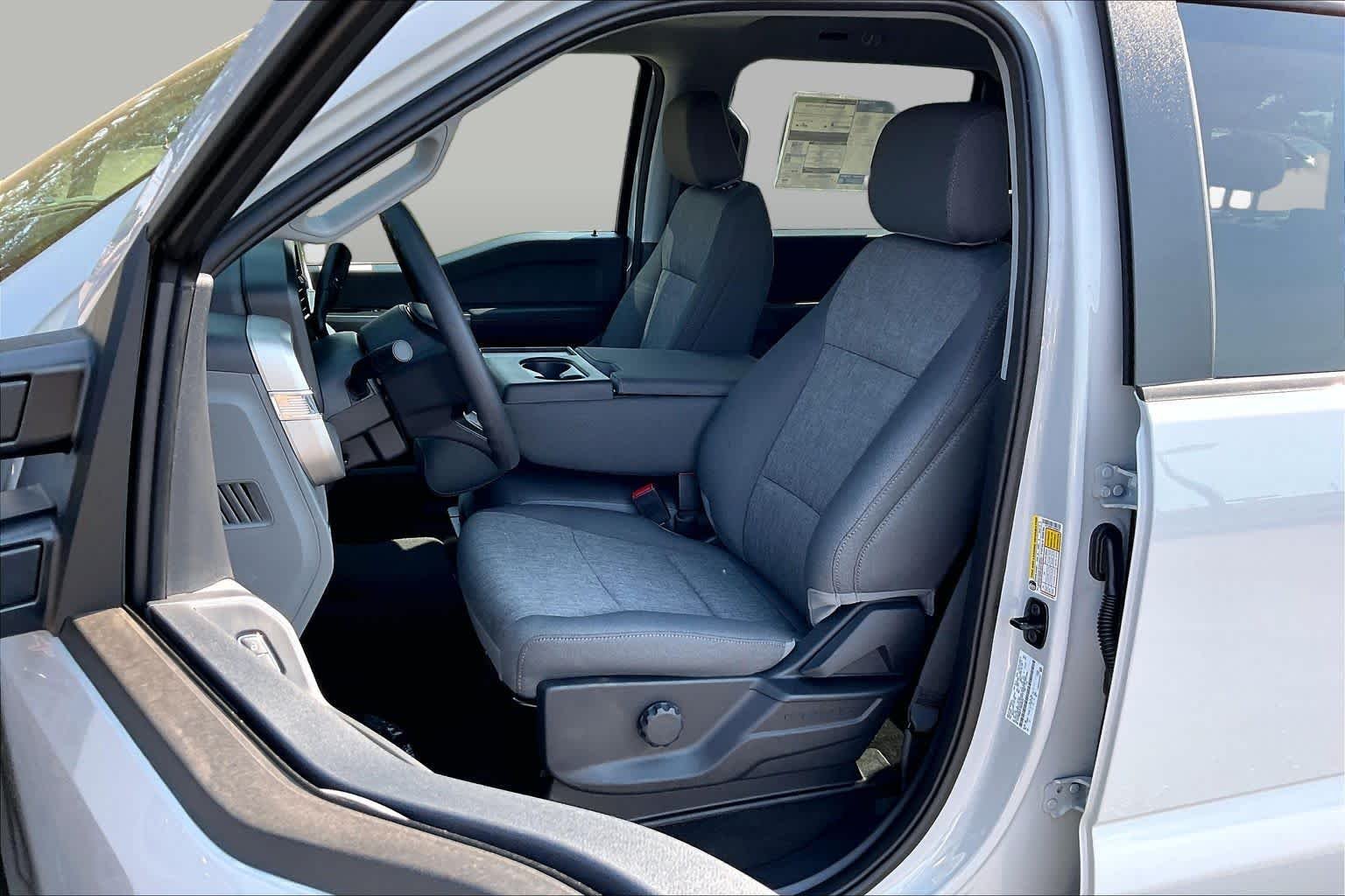 New 2026 Avalanche Ford F-250® XL image 9