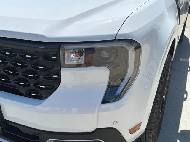 Used 2026 White Ford Lariat image 9