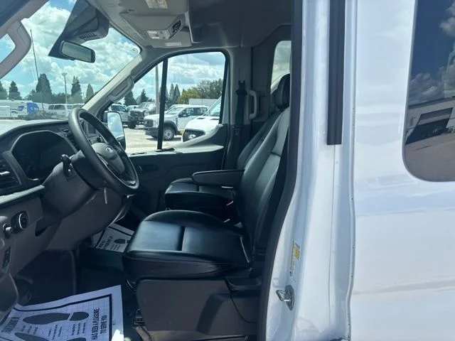 Used 2024 White Ford XL image 9