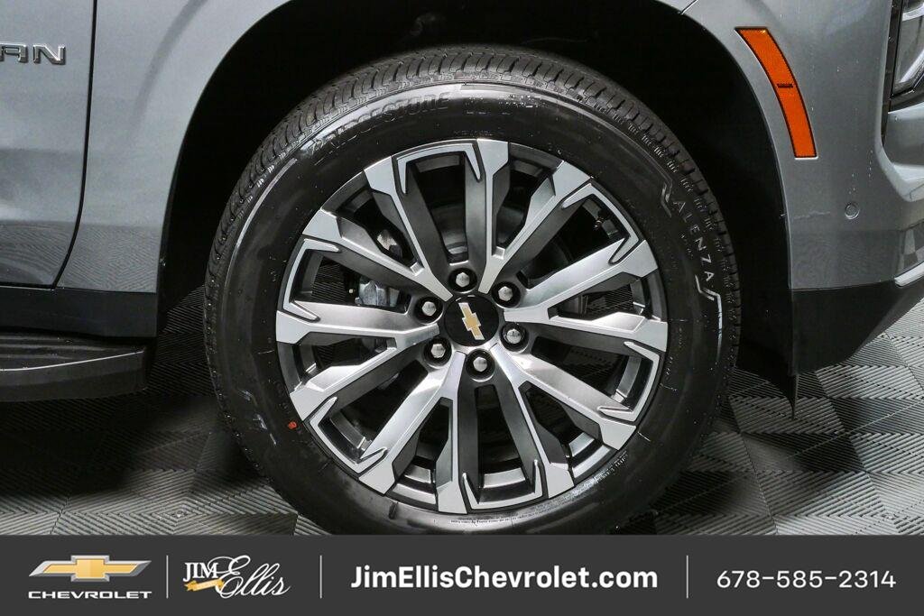 2026 Chevrolet Suburban High Country - Photo 36