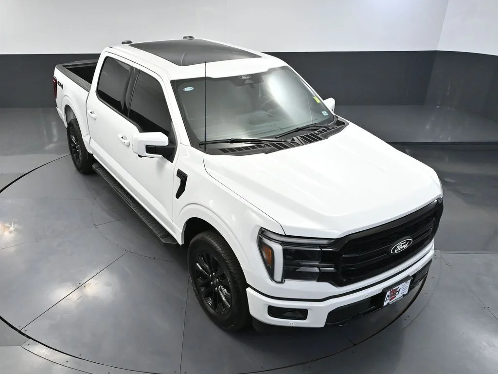 Used 2025 White Ford Lariat image 60