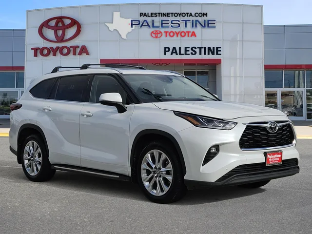 Pre-Owned 2024 Toyota Highlander Limited FWD (Natl)