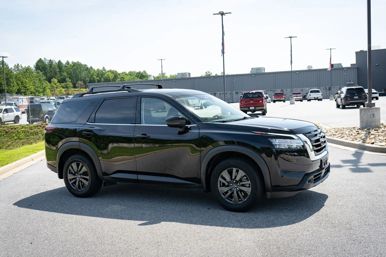 Used 2022 Black Nissan SV image 12