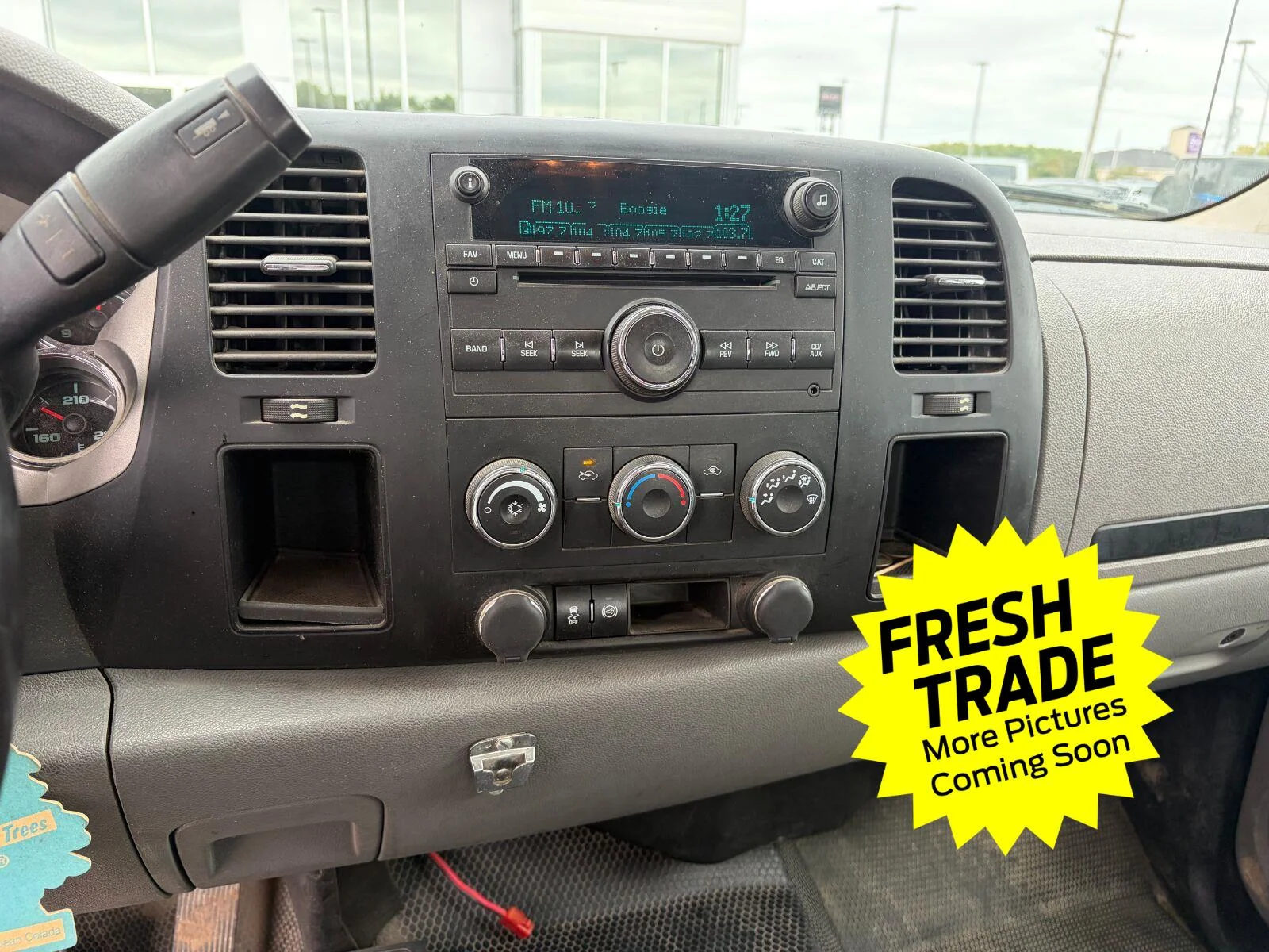 Used 2014 Summit White Chevrolet Work Truck image 8