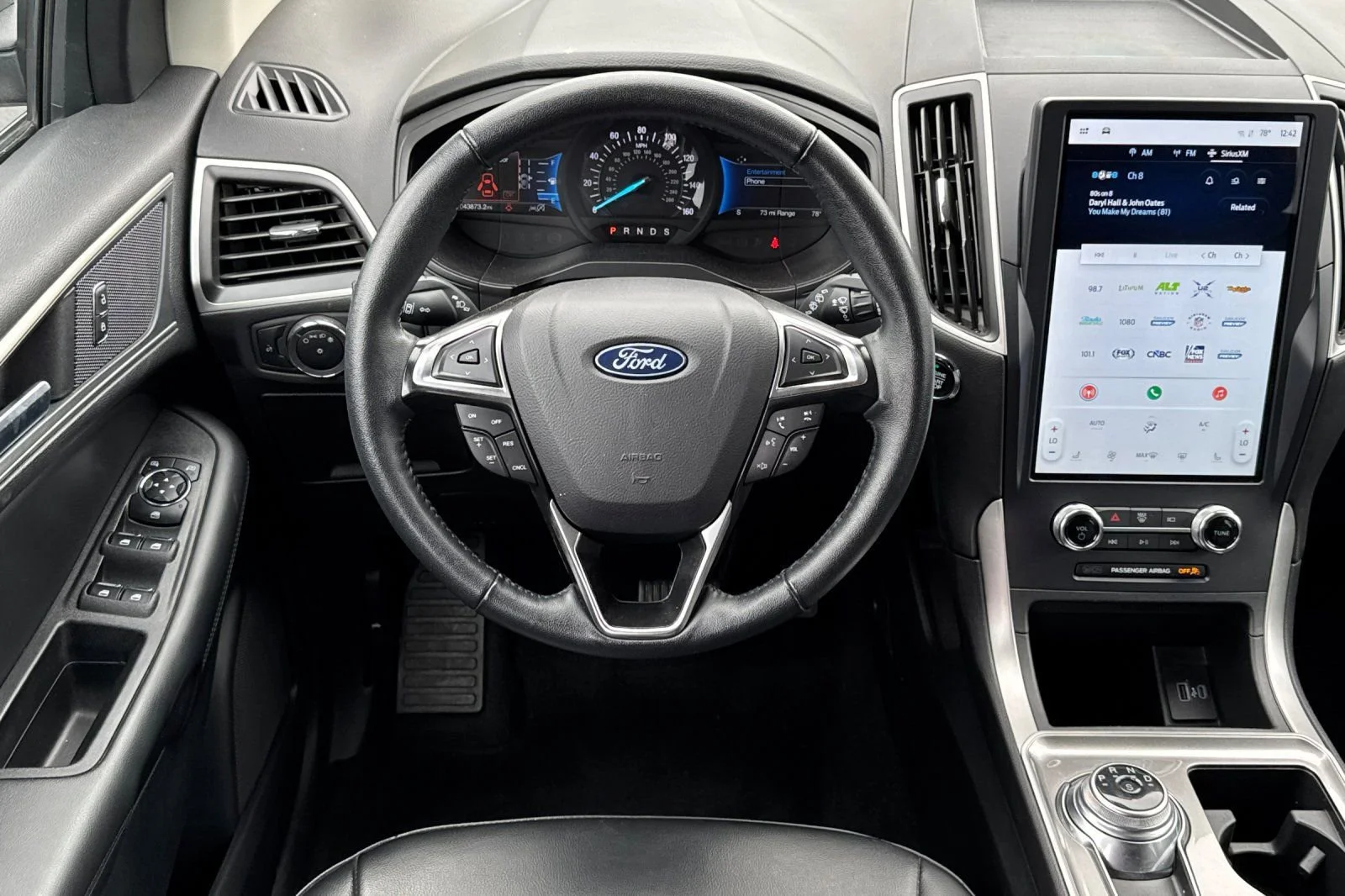 Used 2024 Iconic Silver Ford SEL image 15
