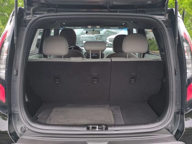 Used 2016 Black Kia Base image 23