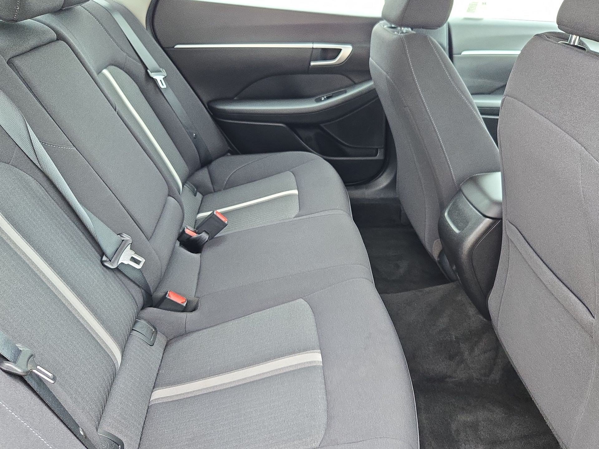 Used 2024 Onyx Black Hyundai SEL image 29