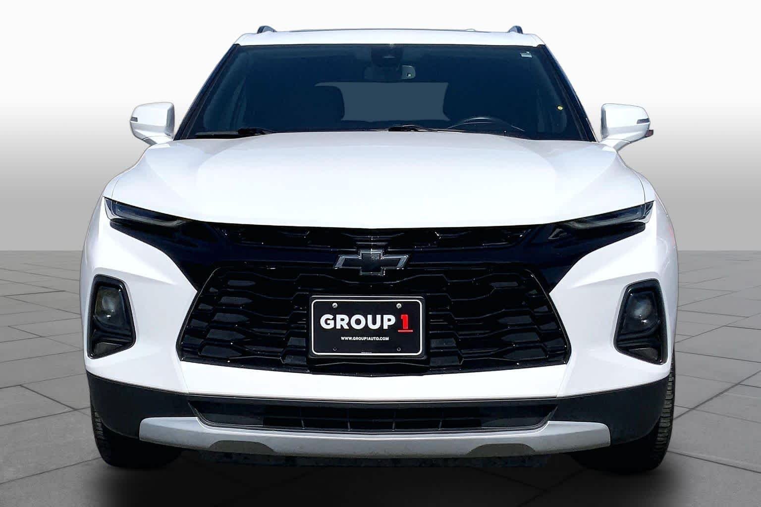 Used 2022 Summit White Chevrolet LT image 4